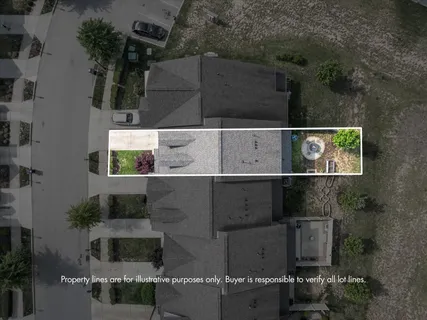 a picture of a room with a floor plan