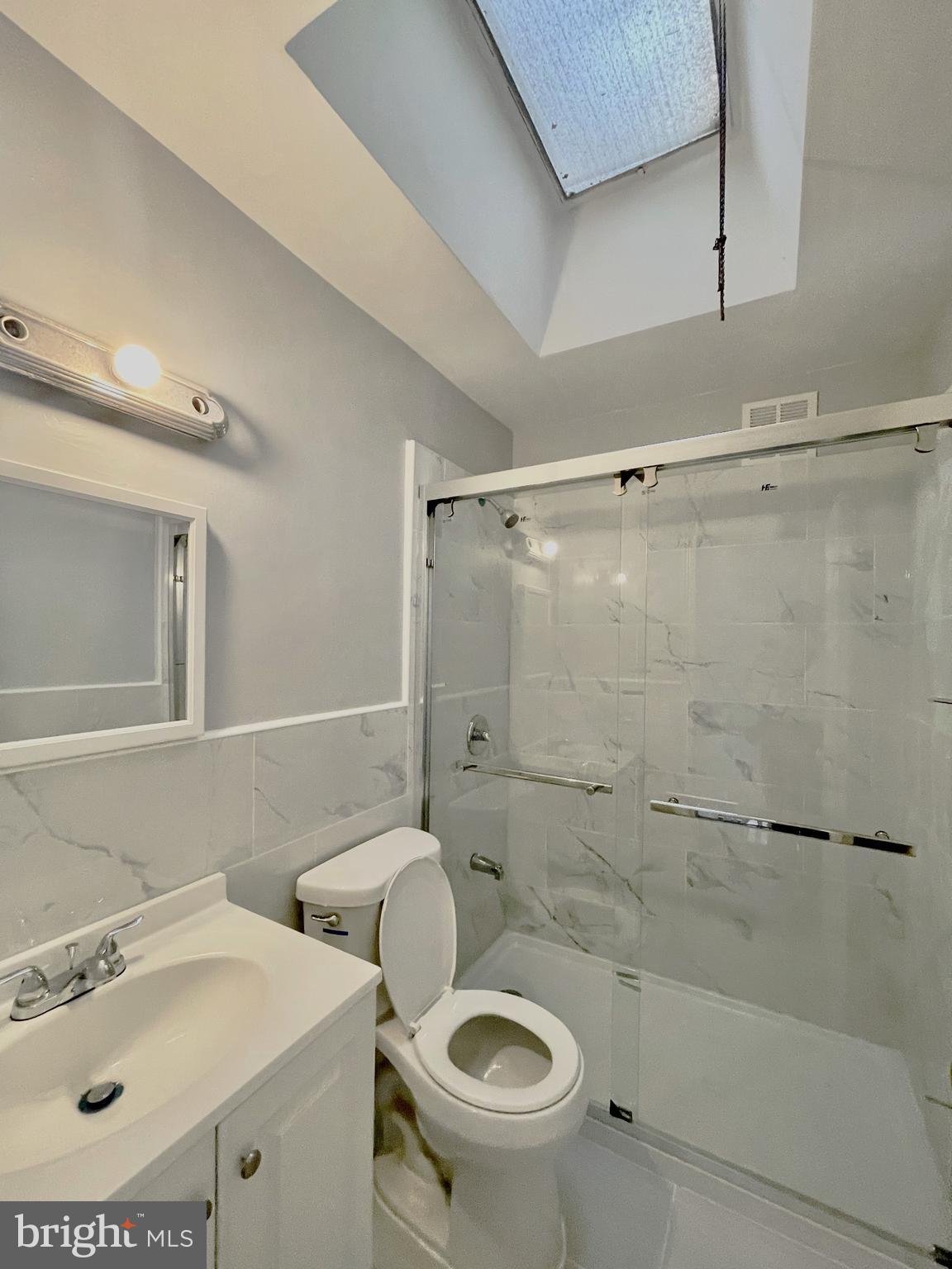 6752 Rutland Street Philadelphia, PA 19149 - Photo 6 of 17 Gallery Image 6