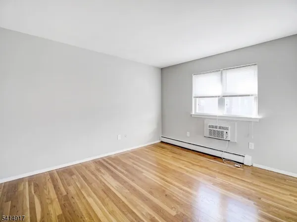 $1,950 | 2467 Highway 10, Morris Plains, NJ 07950