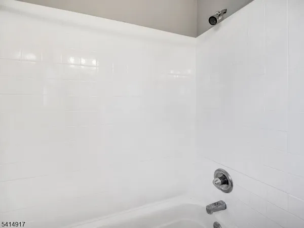 $1,950 | 2467 Highway 10, Morris Plains, NJ 07950