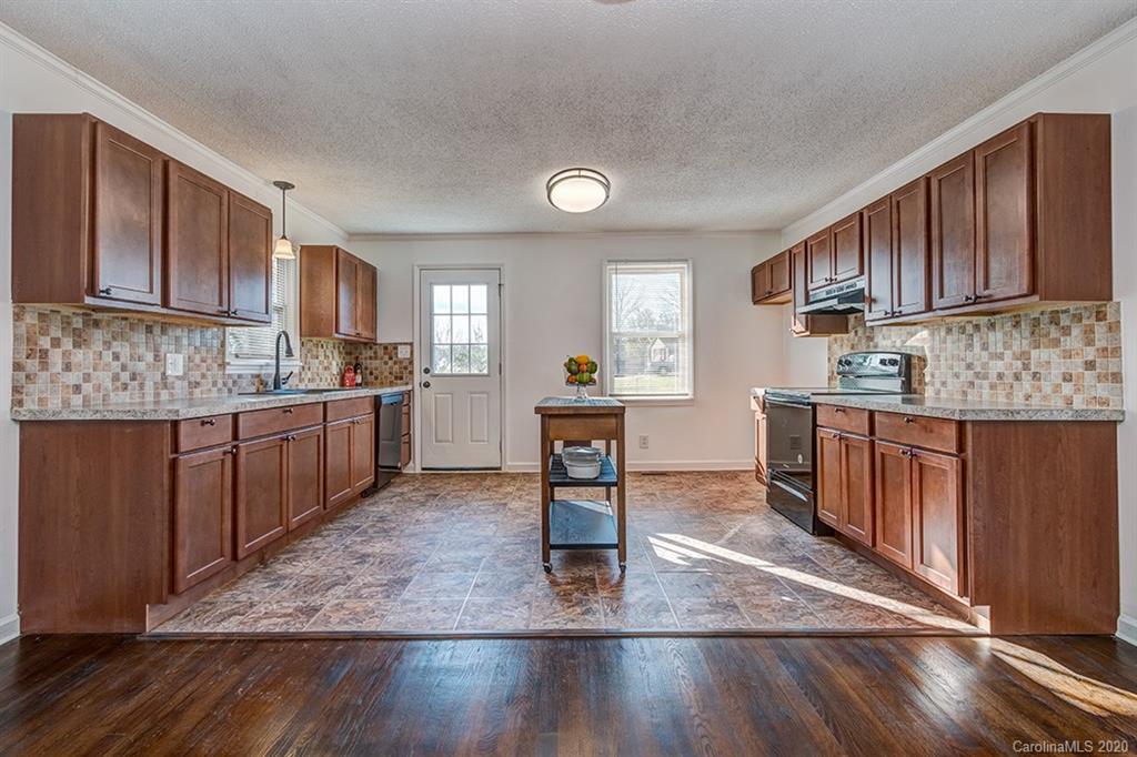 129 State Rd S-29-459 Lancaster, SC 29720 - Photo 8 of 25