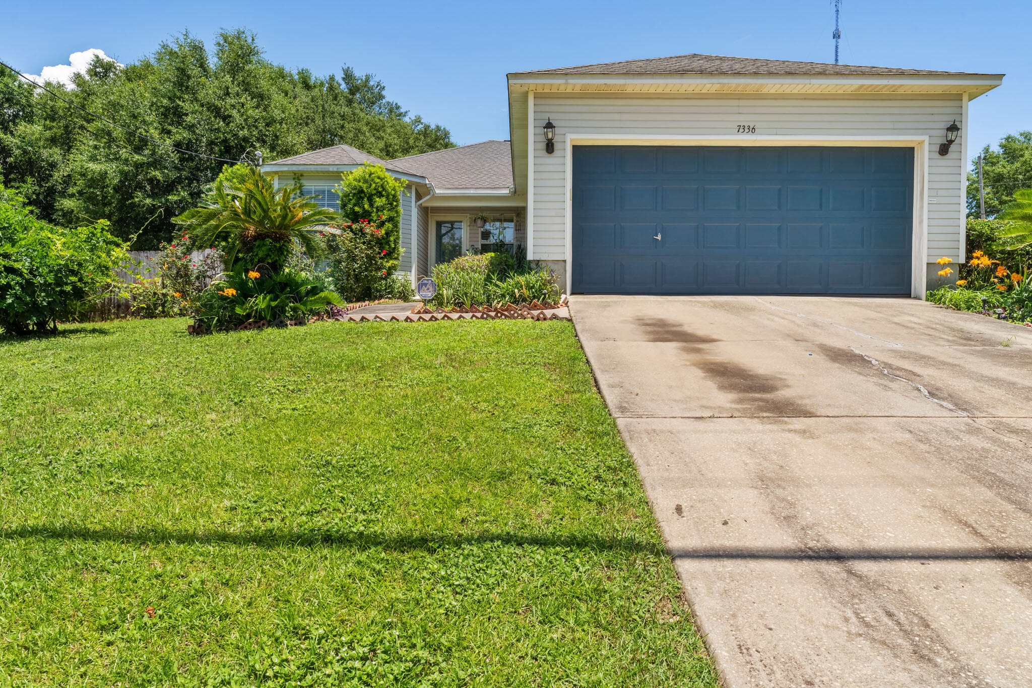 7336 Gordon Evans Road Navarre, FL 32566 - Photo 1 of 26 Front Exterior