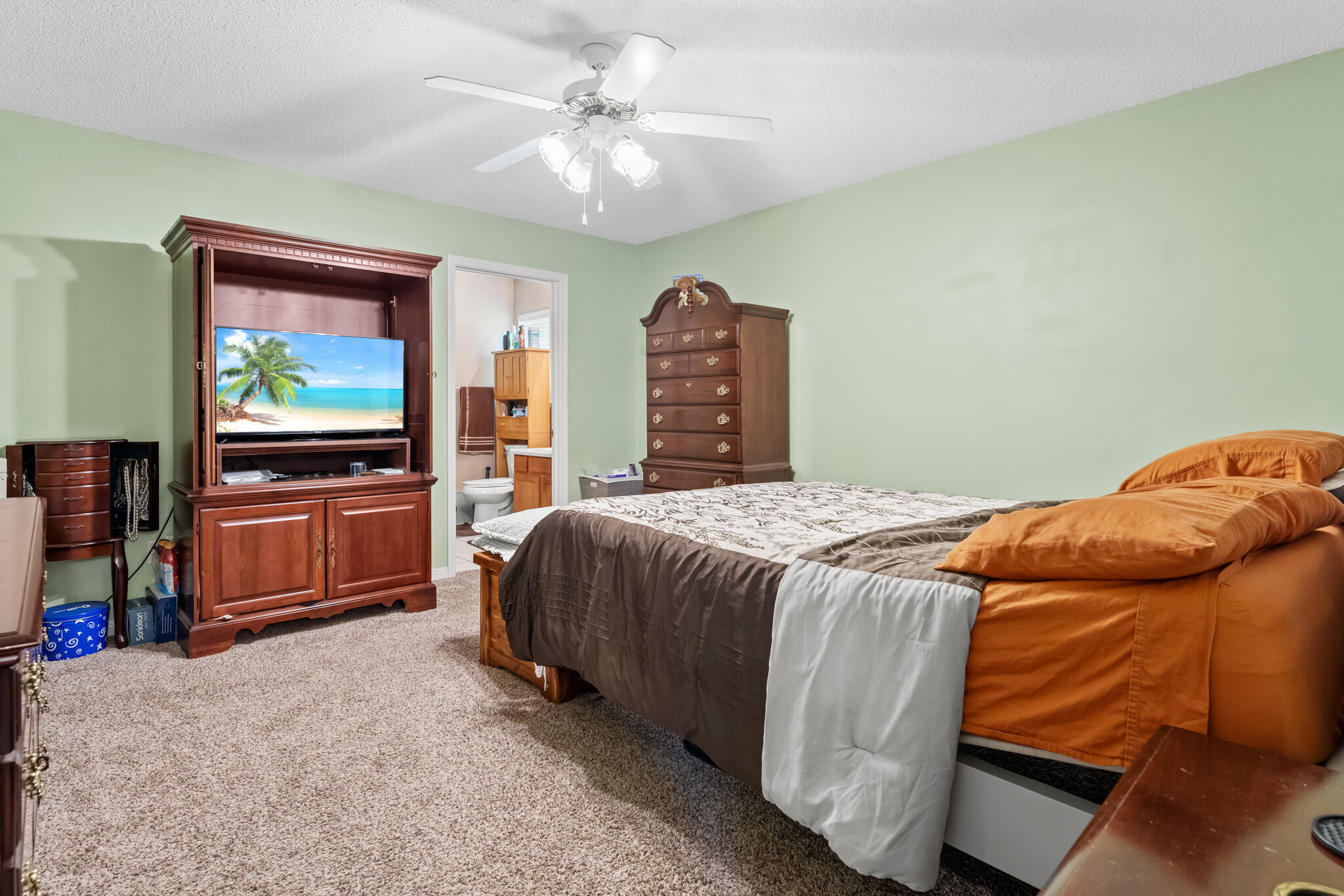 7336 Gordon Evans Road Navarre, FL 32566 - Photo 12 of 26 Primary Bedroom
