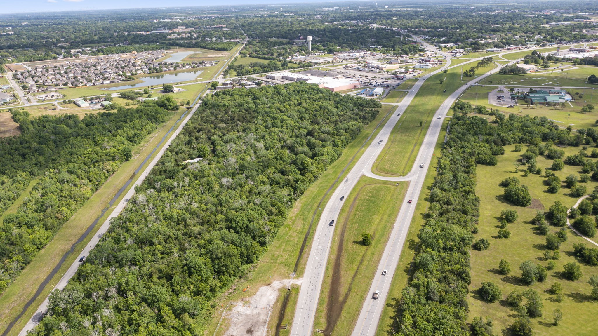 2 South Johnson Street Alvin, TX 77511 - Photo 11 of 13 a view of a city