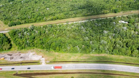 $999,999 | 2 South Johnson Street, Alvin, TX 77511