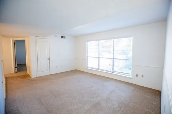 $2,200 | 2627 The Highlands Drive, Sugar Land, TX 77478