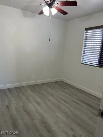 $2,000 | 4231 Riverstone Avenue, Las Vegas, NV 89115