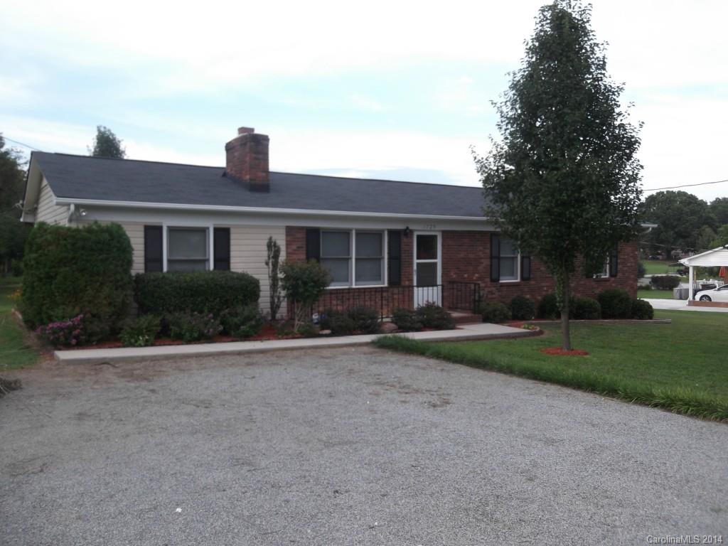 1729 Green Acres Road Lincolnton, NC 28092 - Photo 1 of 23 Gallery Image 1