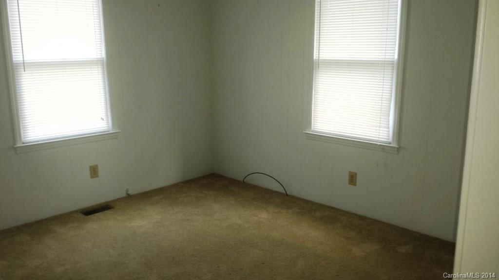 1729 Green Acres Road Lincolnton, NC 28092 - Photo 12 of 23 Gallery Image 12
