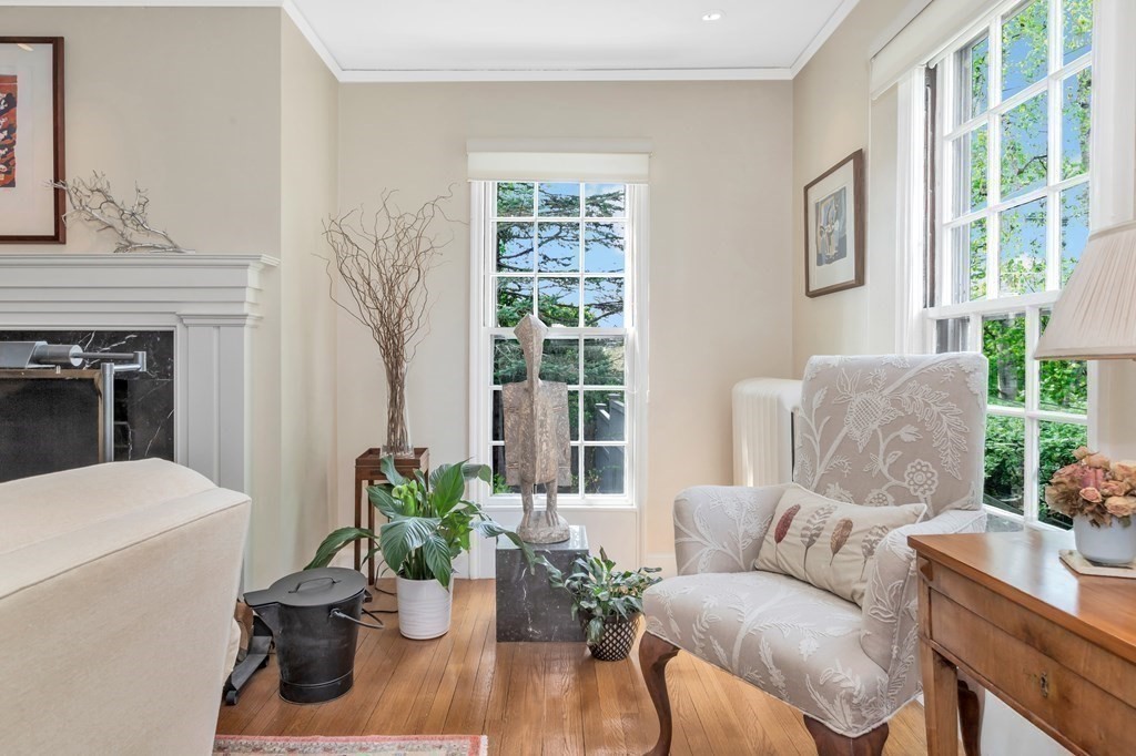 26 Bailey Road Watertown, MA 02472 - Photo 8 of 34 Gallery Image 8