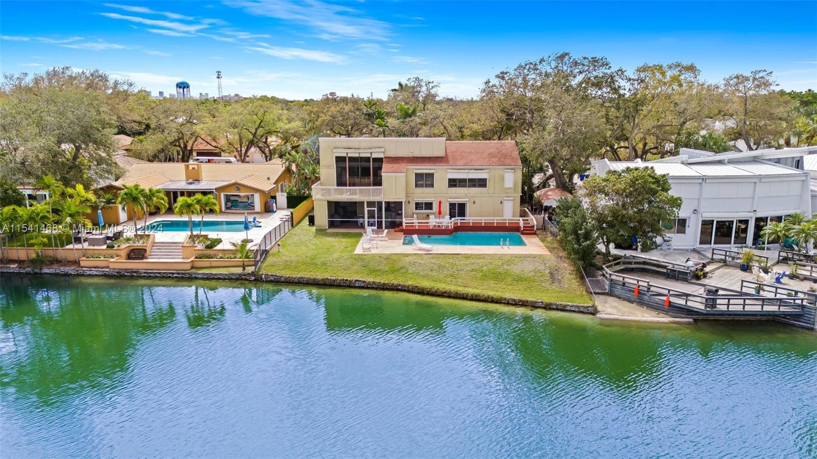 3071 North 35th Street Hollywood, FL 33021 - Photo 3 of 45