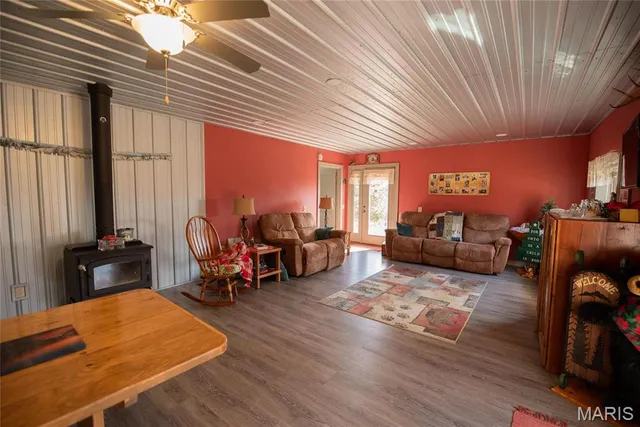 $499,900 | 95 Deerfield Lane, Long Lane, MO 65590