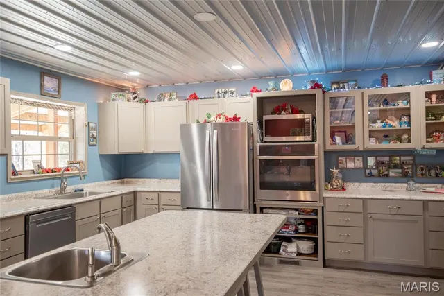 $499,900 | 95 Deerfield Lane, Long Lane, MO 65590