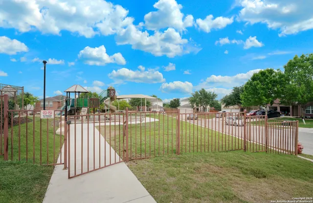 $1,850 | 5125 Knollwood, Schertz, TX 78108