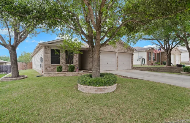 $1,850 | 5125 Knollwood, Schertz, TX 78108