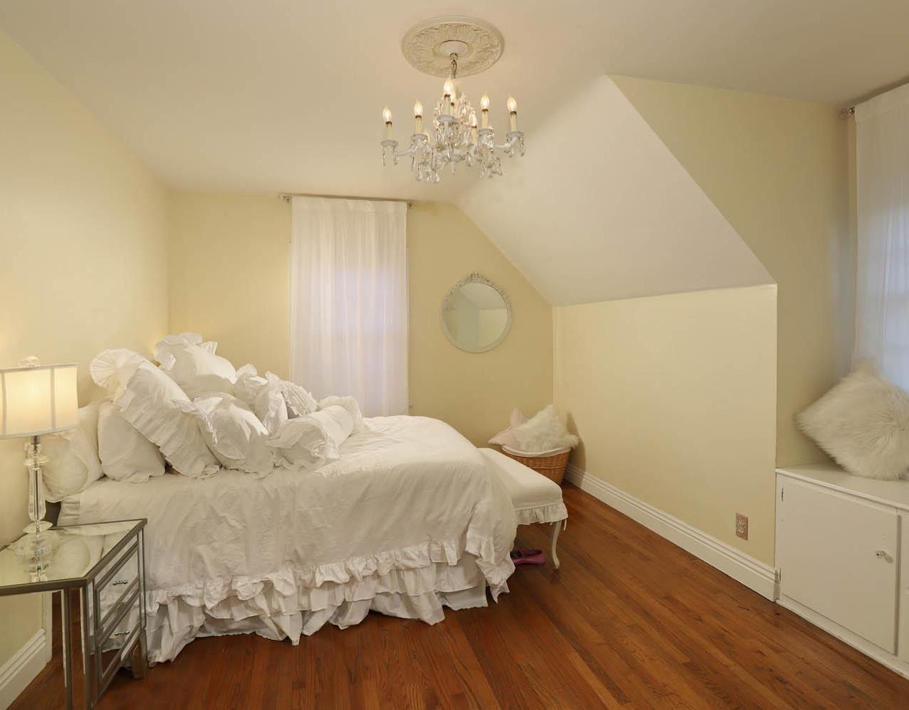 521 Birmingham Road Burbank, CA 91504 - Photo 18 of 41 Gallery Image 18