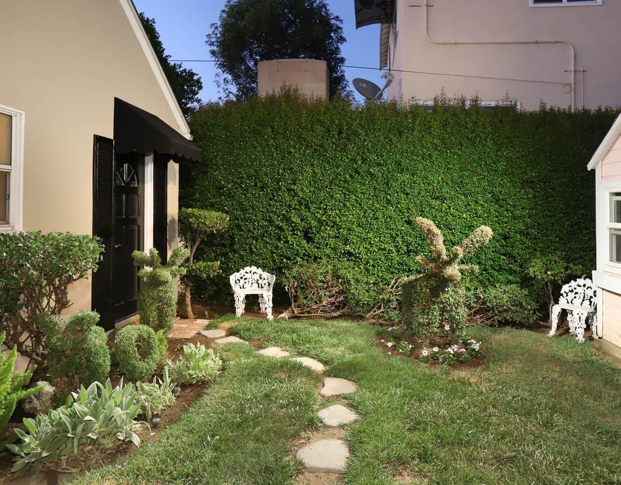 521 Birmingham Road Burbank, CA 91504 - Photo 34 of 41 Gallery Image 34
