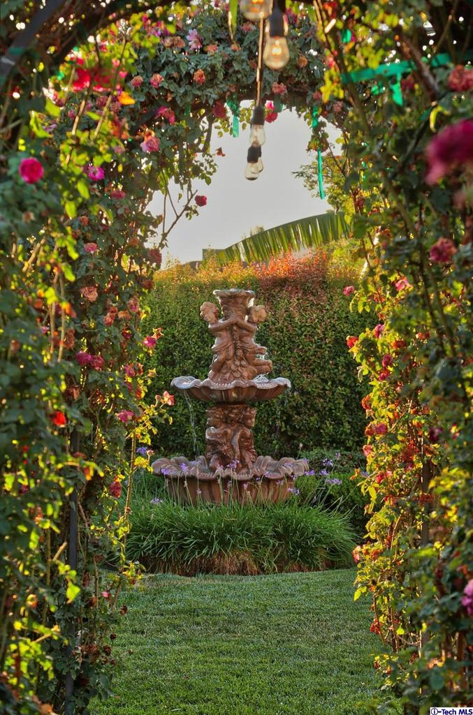 521 Birmingham Road Burbank, CA 91504 - Photo 35 of 41 Gallery Image 35