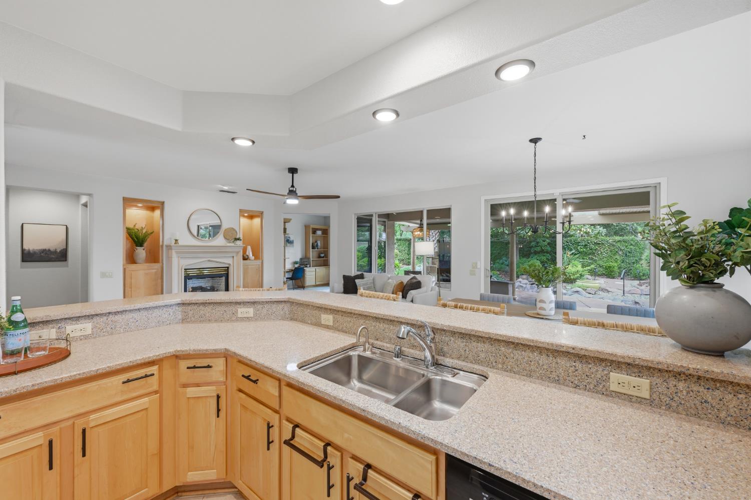 290 Lariat Loop Lincoln, CA 95648 - Photo 17 of 55
