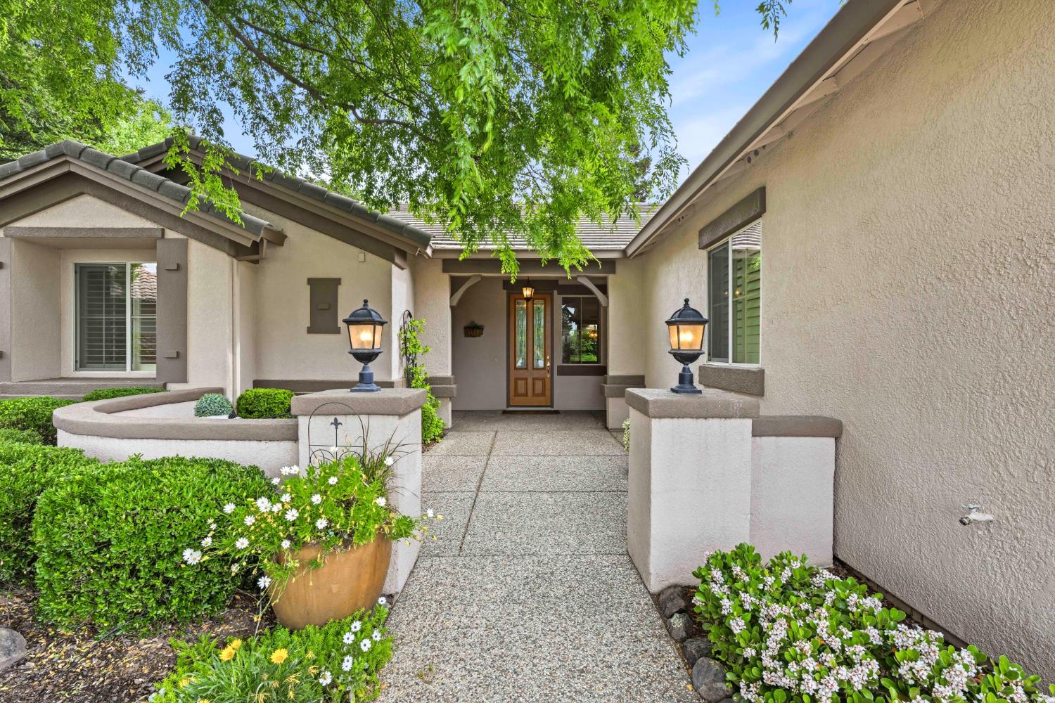 290 Lariat Loop Lincoln, CA 95648 - Photo 2 of 55