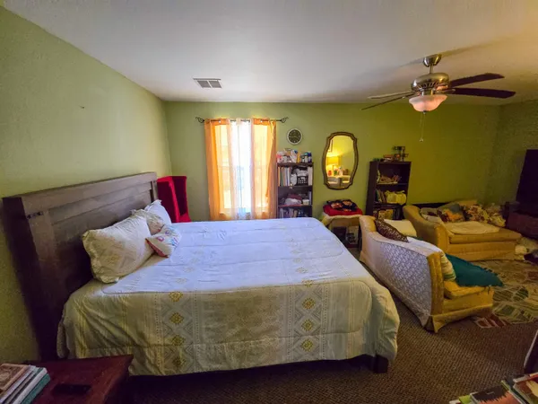 $165,000 | 208 Wallace Drive, Quincy, FL 32351