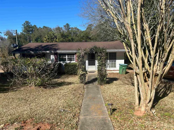 $165,000 | 208 Wallace Drive, Quincy, FL 32351