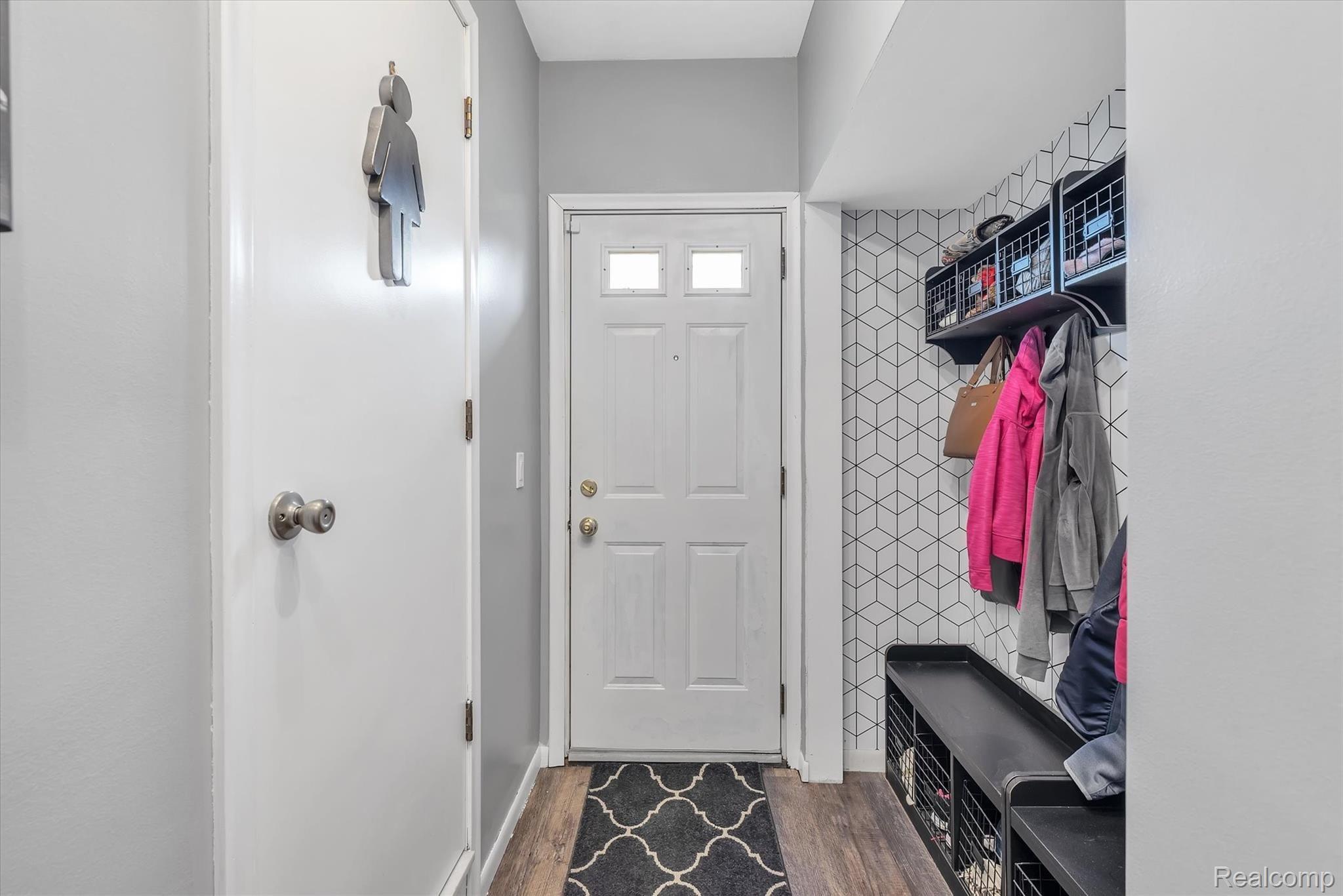 9620 Reeck Road Allen Park, MI 48101 - Photo 10 of 61 10-9620-Reeck-Rd-WindowStill-Real-Estate-Photography-10.jpg