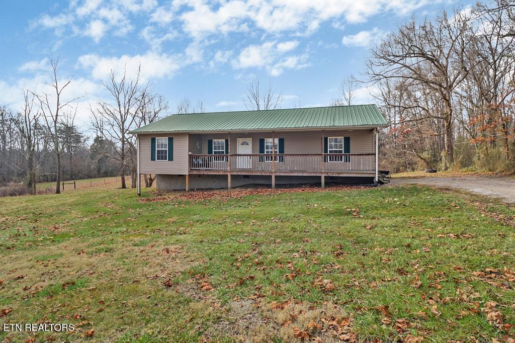 660 East Rock Quarry Road Clarkrange, TN 38553 - Photo 2 of 39 Gallery Image 2