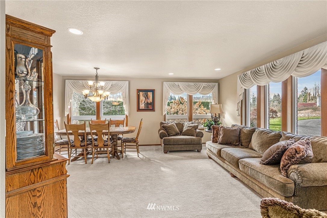 23729 Wallitner Road Arlington, WA 98223 - Photo 16 of 40 Gallery Image 16