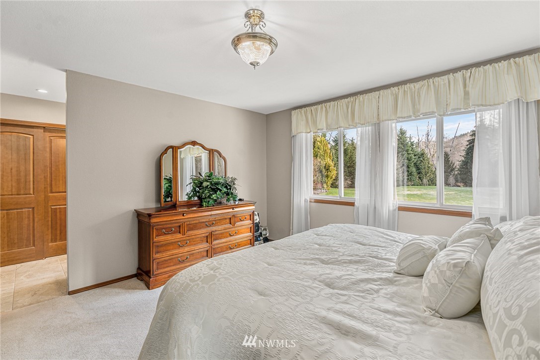 23729 Wallitner Road Arlington, WA 98223 - Photo 23 of 40 Gallery Image 23