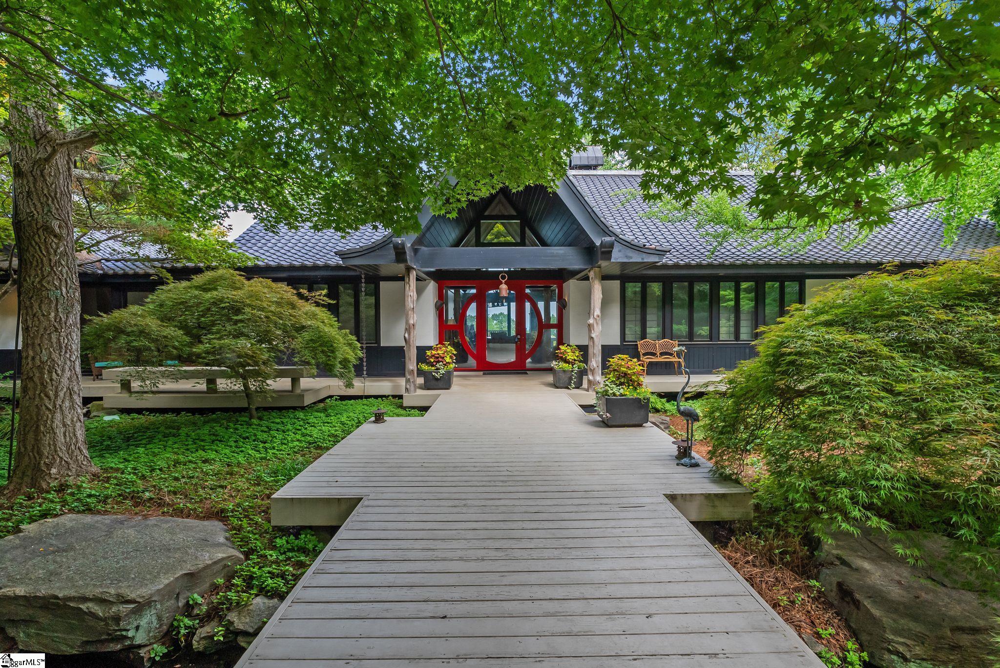 110 Huckleberry Ridge Greenville, SC 29609 - Photo 2 of 50