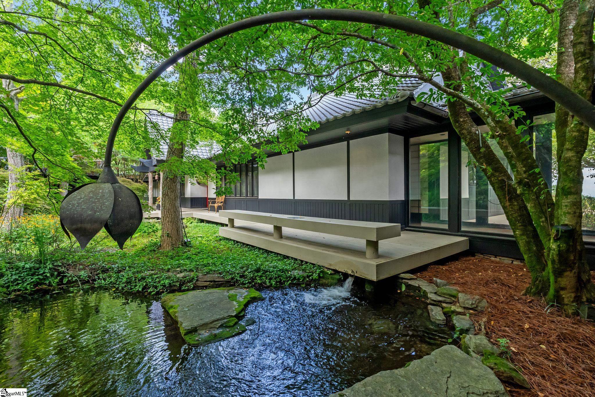 110 Huckleberry Ridge Greenville, SC 29609 - Photo 4 of 50