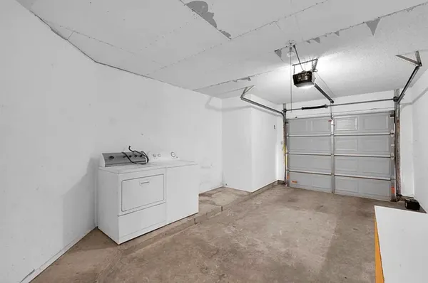 a view of a garage
