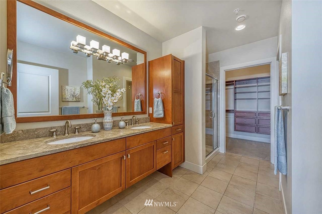 41 Pine Street, Unit 105 Edmonds, WA 98020 - Photo 11 of 23