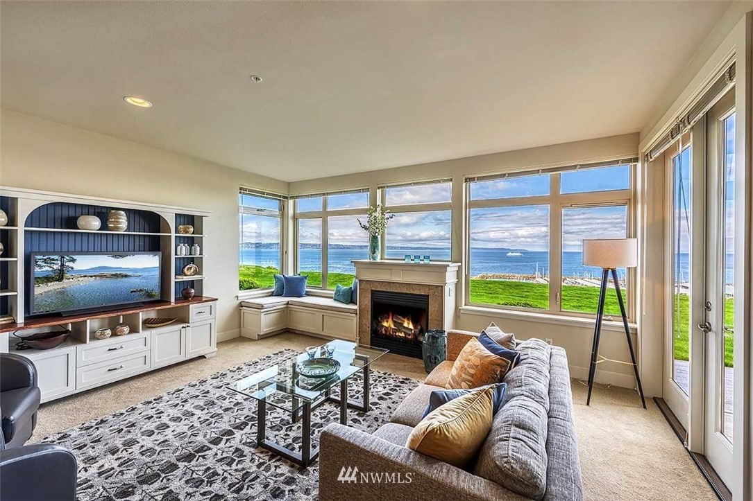 41 Pine Street, Unit 105 Edmonds, WA 98020 - Photo 5 of 23