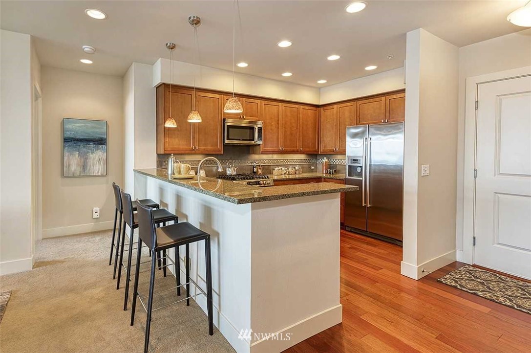 41 Pine Street, Unit 105 Edmonds, WA 98020 - Photo 8 of 23