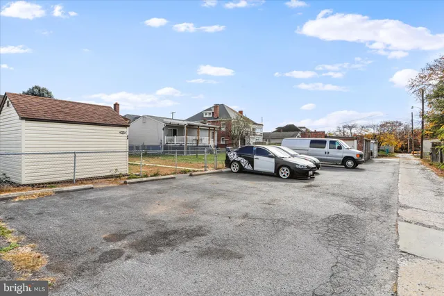 $330,000 | 441 Mitchell Avenue, Hagerstown, MD 21740