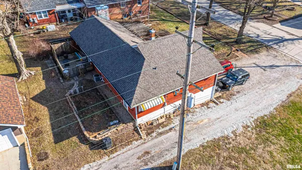 $140,000 | 209 West Cooke Street, Mount Pulaski, IL 62548