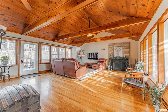 $135,000 | 209 West Cooke Street, Mount Pulaski, IL 62548