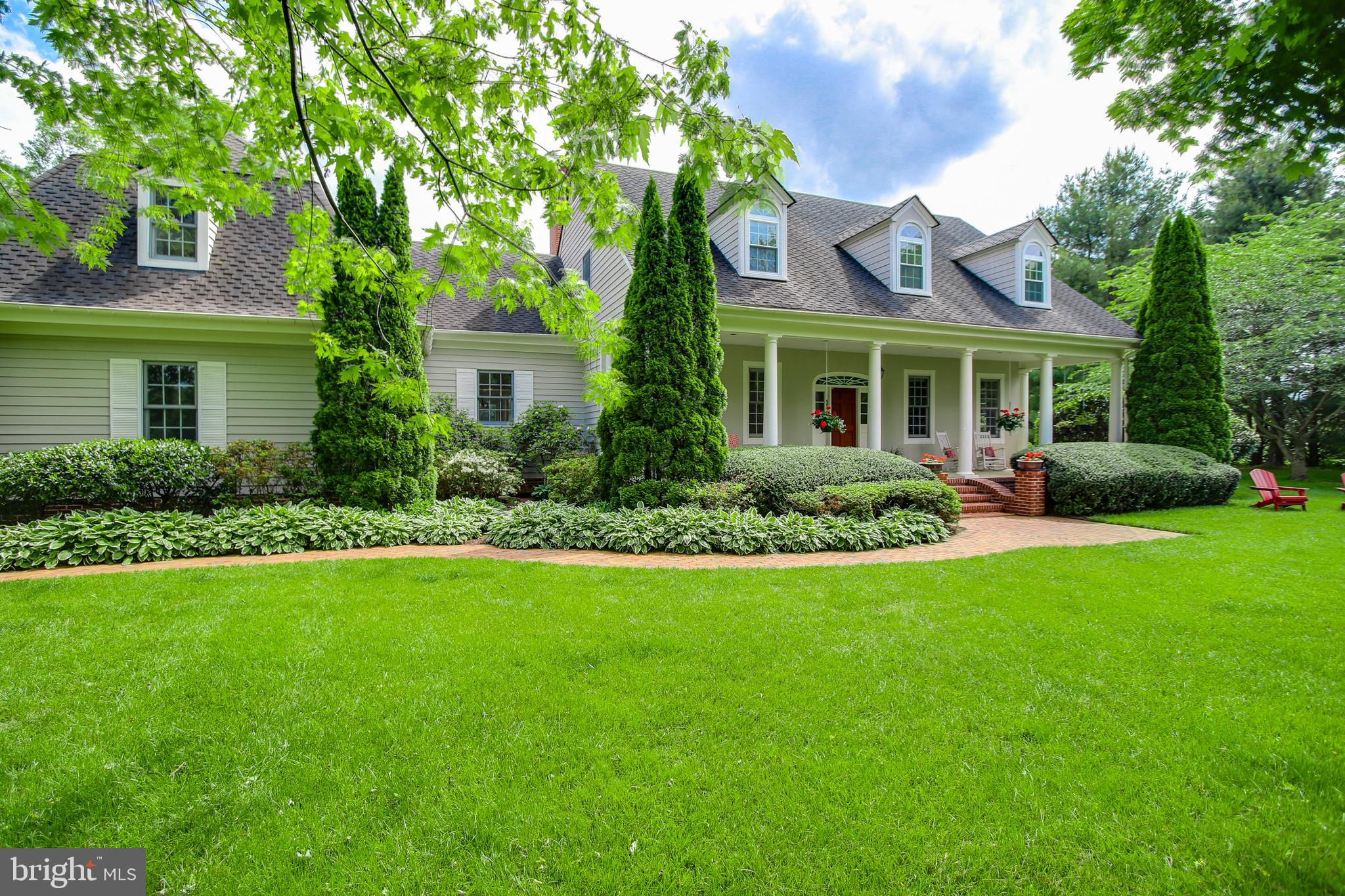 6504 Griffith Road Gaithersburg, MD 20882 - Photo 2 of 73 Brick Beautiful brick walkway
