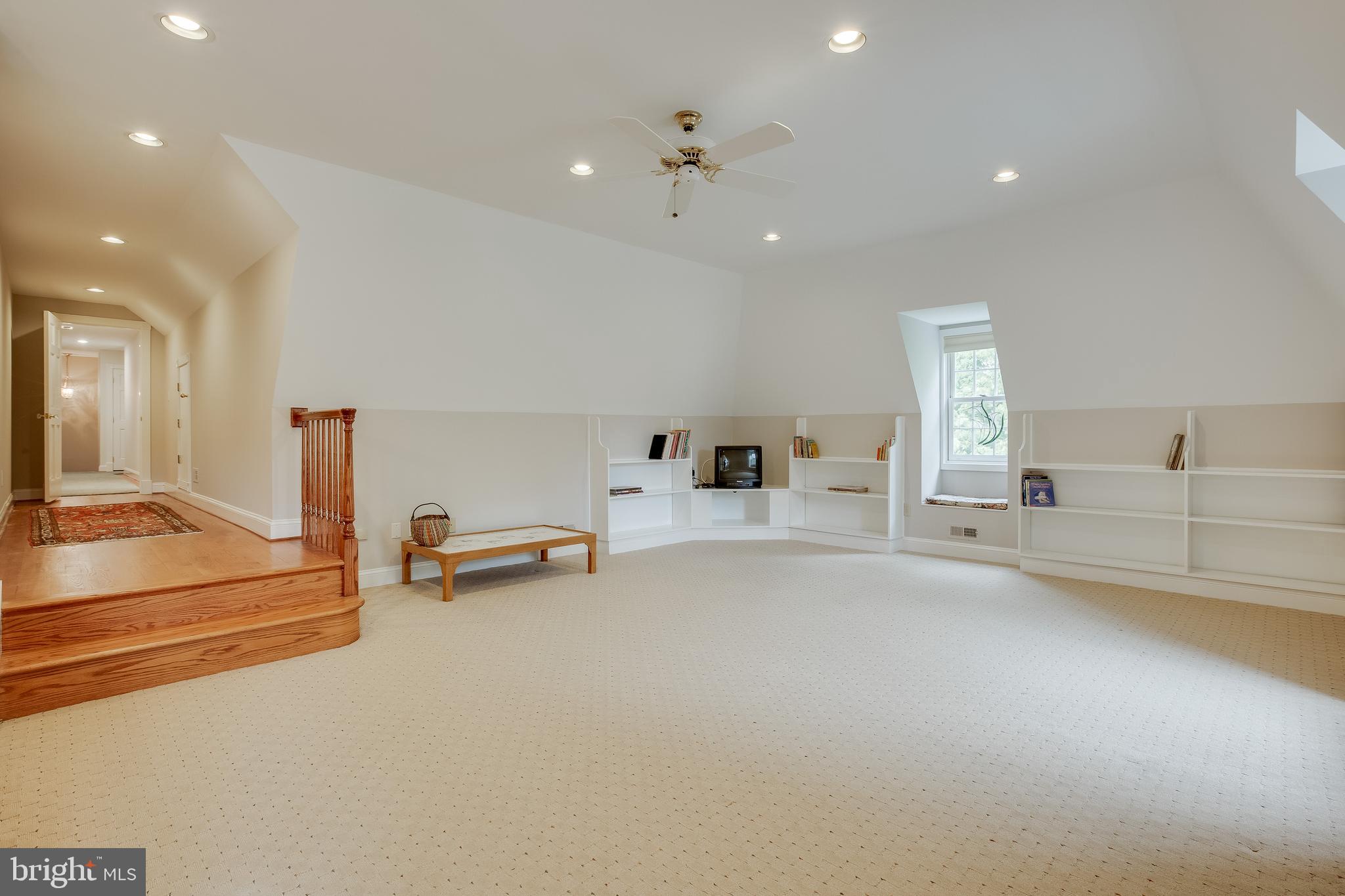 6504 Griffith Road Gaithersburg, MD 20882 - Photo 31 of 73 Fantastic upper level Great room (could be 5th BR)