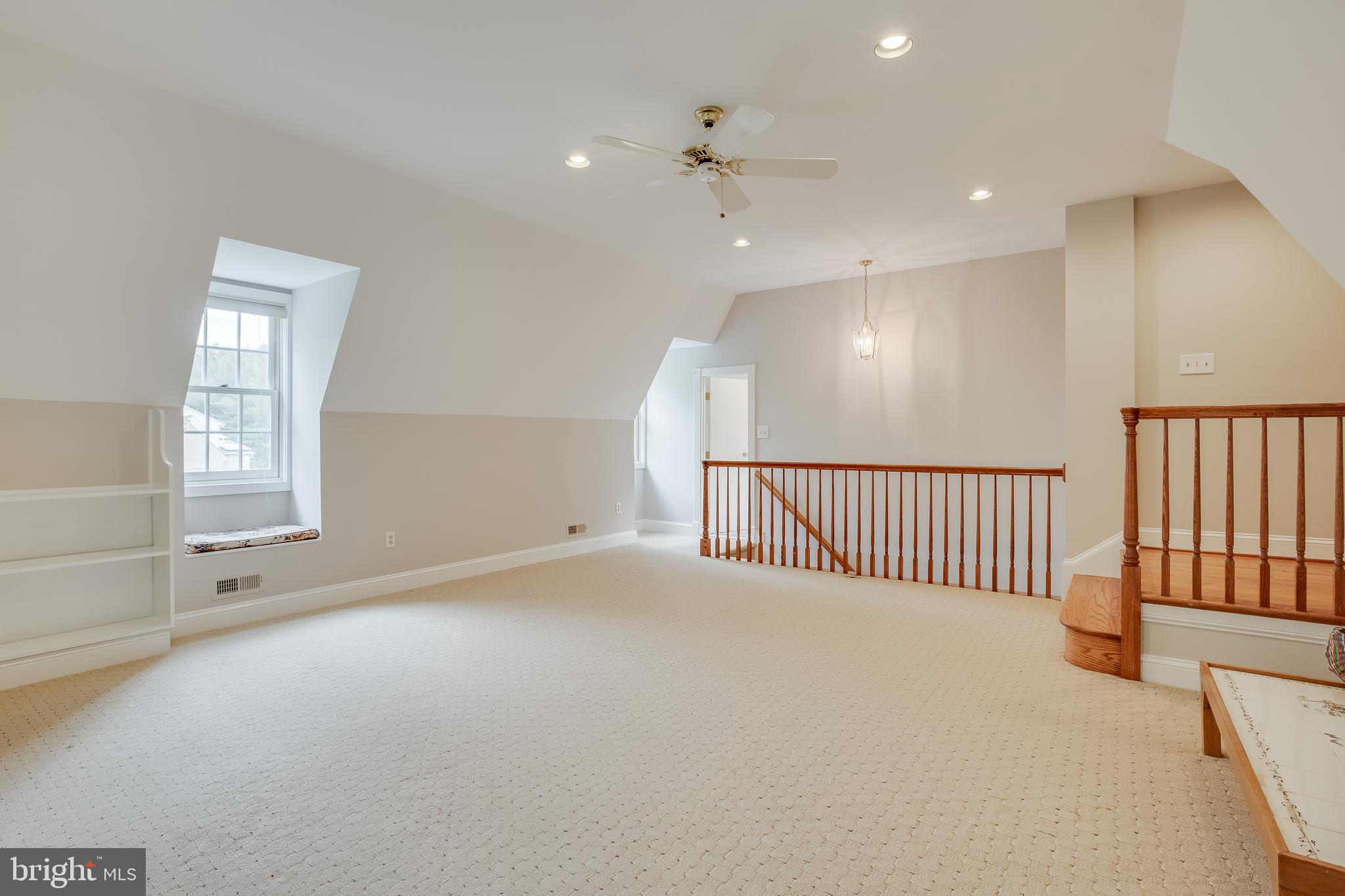 6504 Griffith Road Gaithersburg, MD 20882 - Photo 32 of 73 Great room w/window seats & back stair