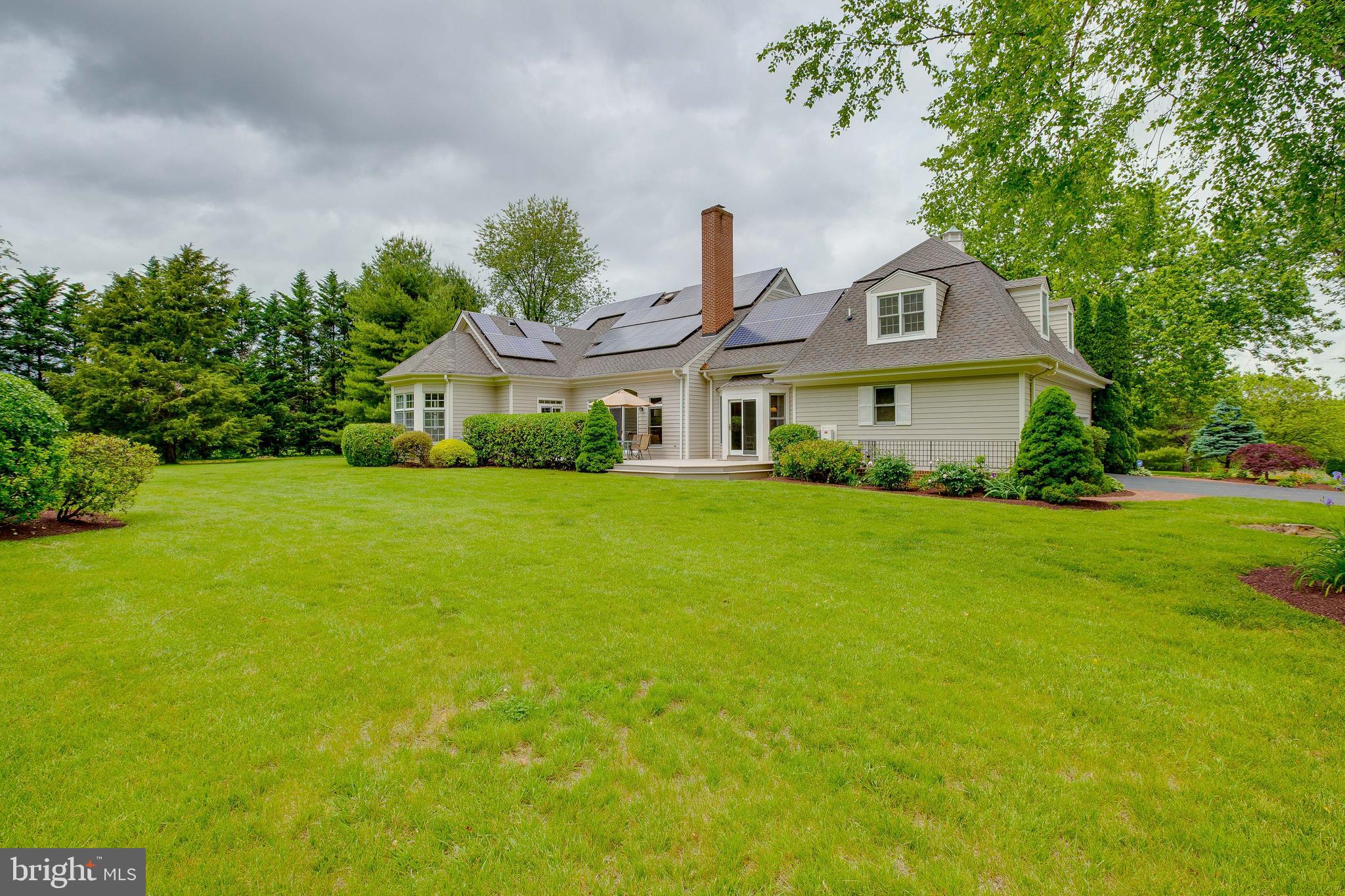 6504 Griffith Road Gaithersburg, MD 20882 - Photo 58 of 73 Great backyard
