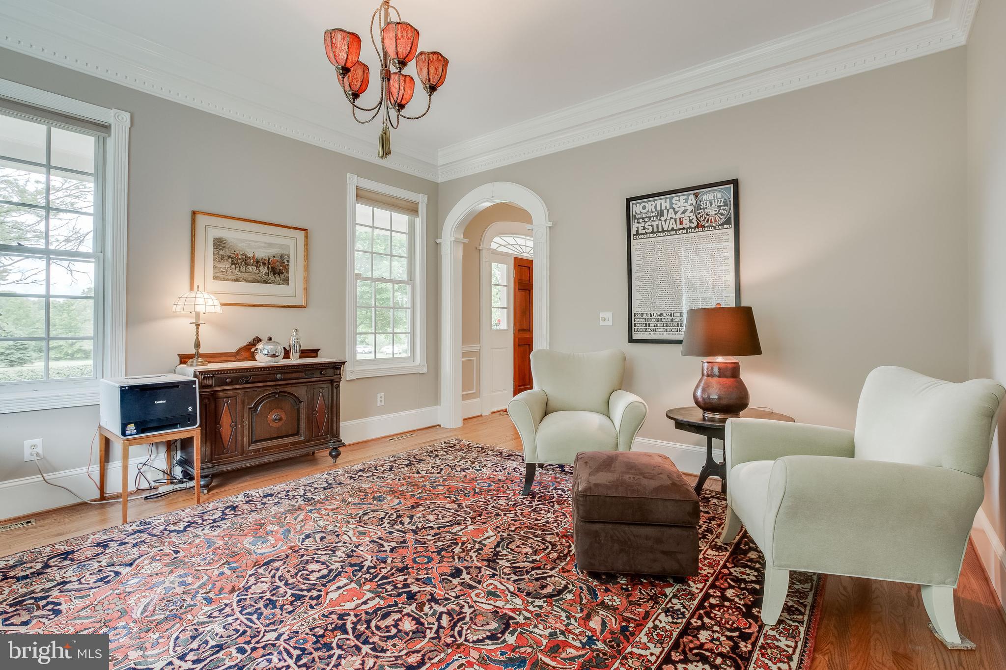 6504 Griffith Road Gaithersburg, MD 20882 - Photo 9 of 73 Living room