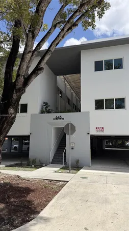 $3,500 | 645 Palmetto Drive, Unit 12, Miami Springs, FL 33166