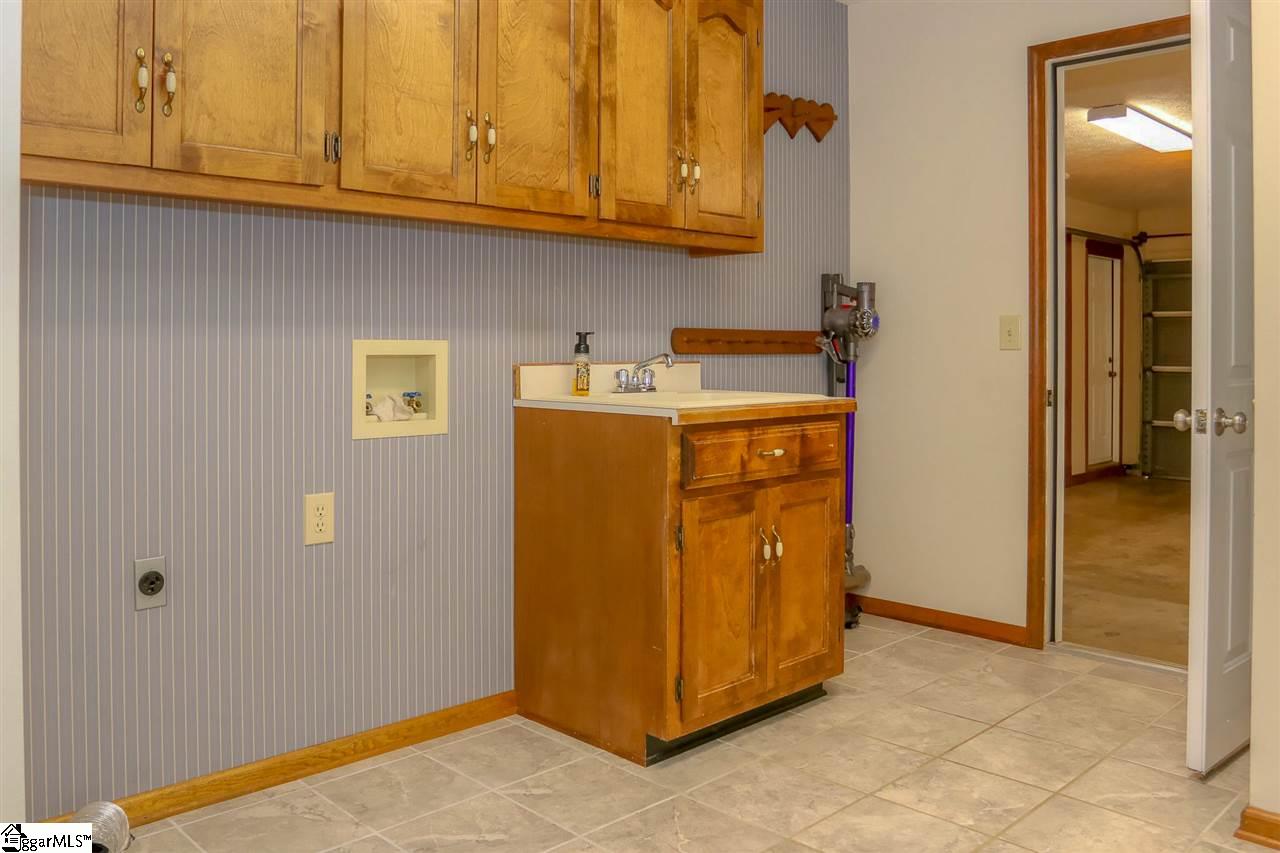 431 Windmont Road Pickens, SC 29671 - Photo 21 of 34
