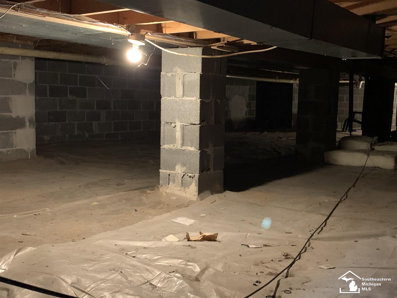 31861 Sibley Road Romulus, MI 48174 - Photo 55 of 94 50010032-54.JPG