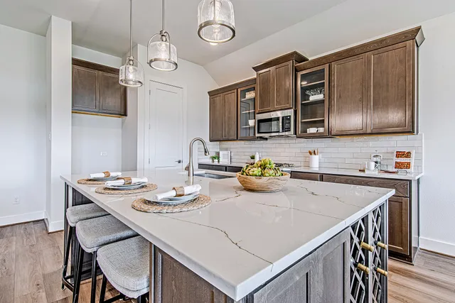 $449,990 | 187 Peninsula Point Drive, Montgomery, TX 77356