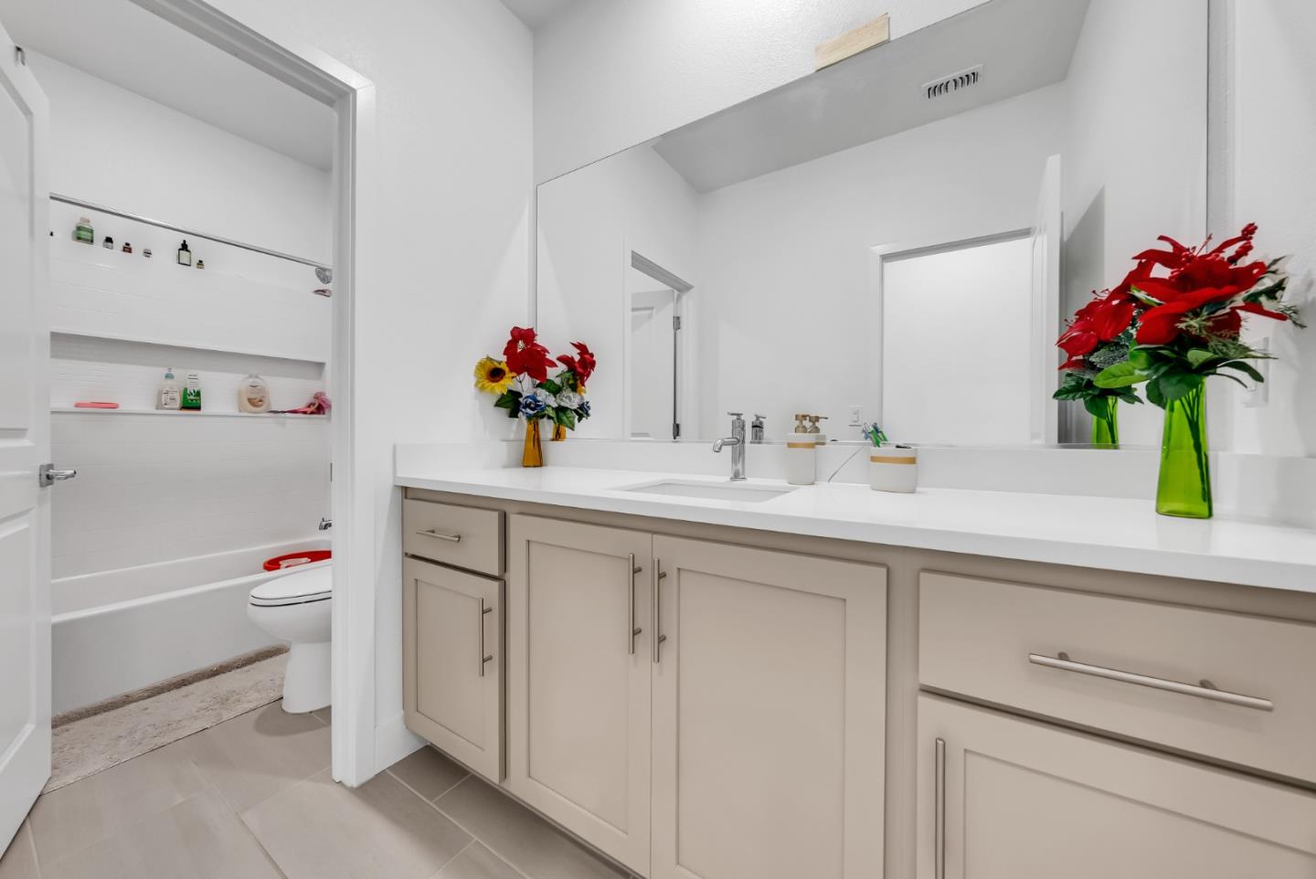 122 West Riverside Place Tracy, CA 95391 - Photo 23 of 41