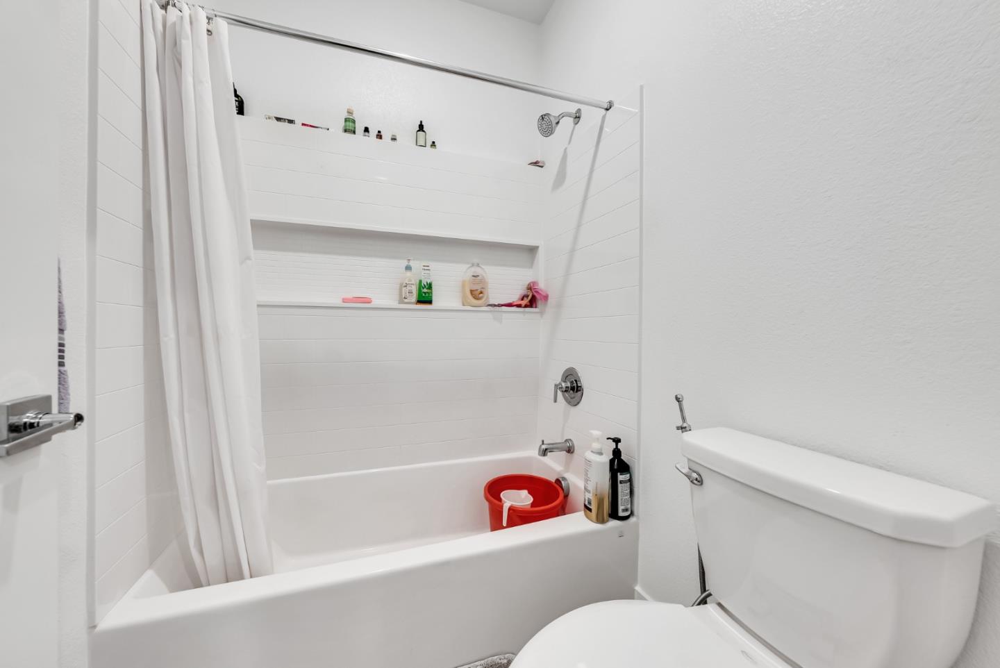 122 West Riverside Place Tracy, CA 95391 - Photo 24 of 41